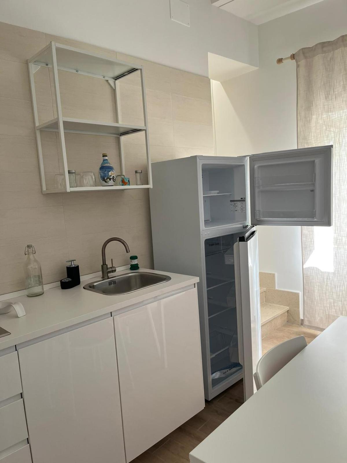 Ugaria Apartment Torre Annunziata Bagian luar foto