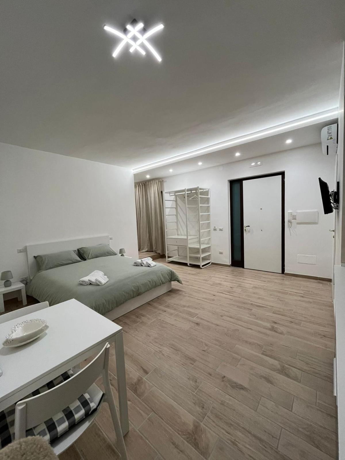 Ugaria Apartment Torre Annunziata Ruang foto